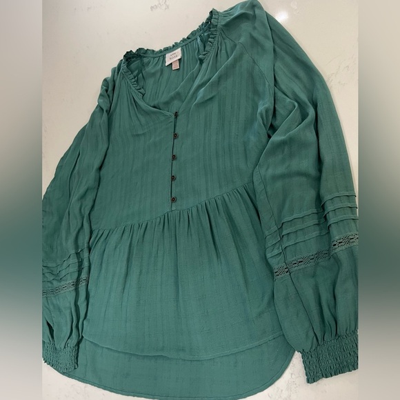 Knox Rose Green Buttoned Peplum Tunic - Picture 8 of 13
